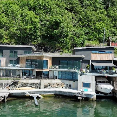 Øystese Panoramaresort In Hardangerfjorden Leilighet I Sjokanten Ved Hardangerfjorden For 7 Personer Boat , Sauna,Kajak, Sup For Rent מראה חיצוני תמונה