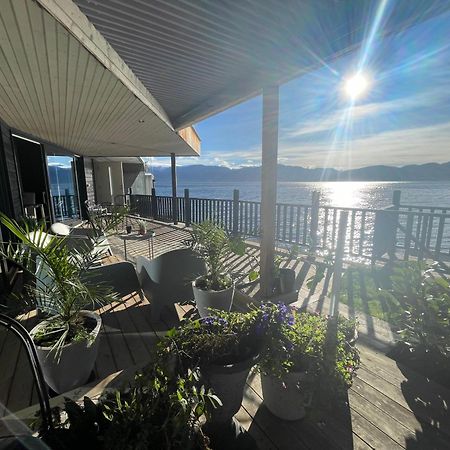 Øystese Panoramaresort In Hardangerfjorden Leilighet I Sjokanten Ved Hardangerfjorden For 7 Personer Boat , Sauna,Kajak, Sup For Rent מראה חיצוני תמונה