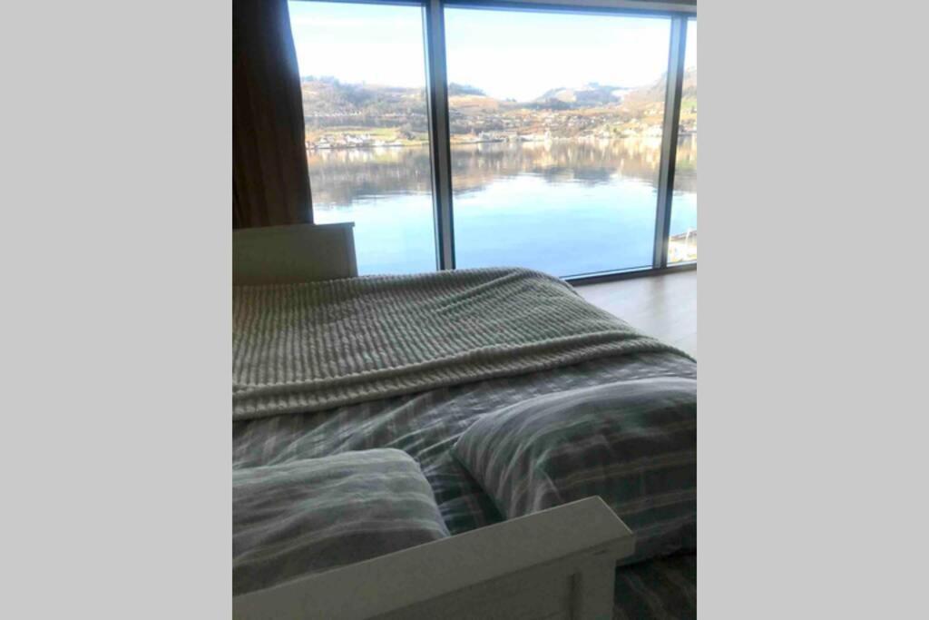Øystese Panoramaresort In Hardangerfjorden Leilighet I Sjokanten Ved Hardangerfjorden For 7 Personer Boat , Sauna,Kajak, Sup For Rent מראה חיצוני תמונה