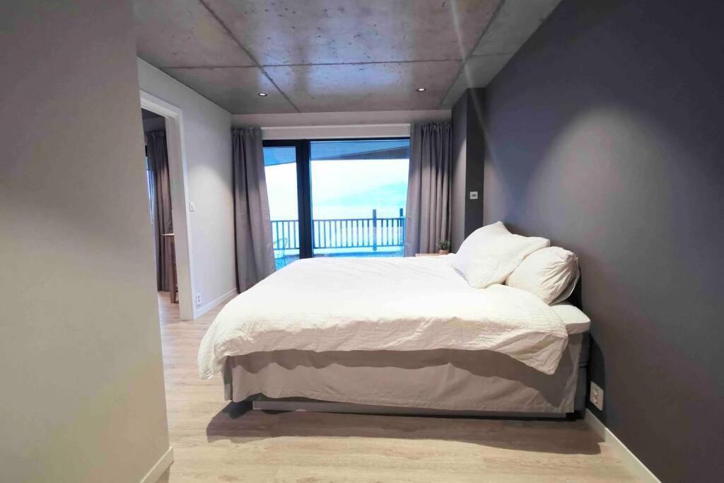 Øystese Panoramaresort In Hardangerfjorden Leilighet I Sjokanten Ved Hardangerfjorden For 7 Personer Boat , Sauna,Kajak, Sup For Rent מראה חיצוני תמונה