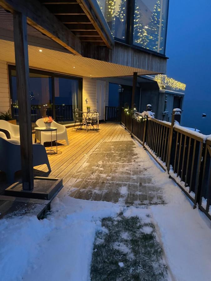 Øystese Panoramaresort In Hardangerfjorden Leilighet I Sjokanten Ved Hardangerfjorden For 7 Personer Boat , Sauna,Kajak, Sup For Rent מראה חיצוני תמונה